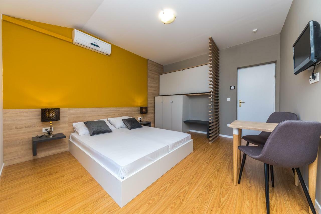 Apartments Gavran 巴什卡沃达 外观 照片