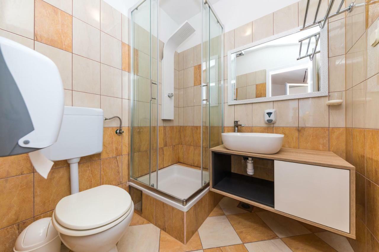 Apartments Gavran 巴什卡沃达 外观 照片