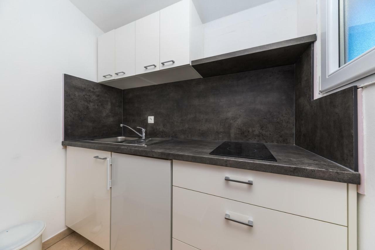 Apartments Gavran 巴什卡沃达 外观 照片
