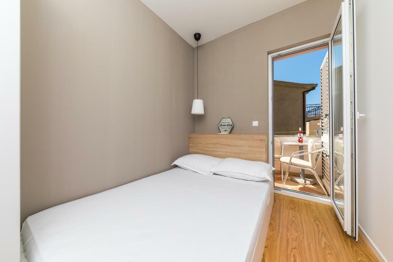 Apartments Gavran 巴什卡沃达 外观 照片