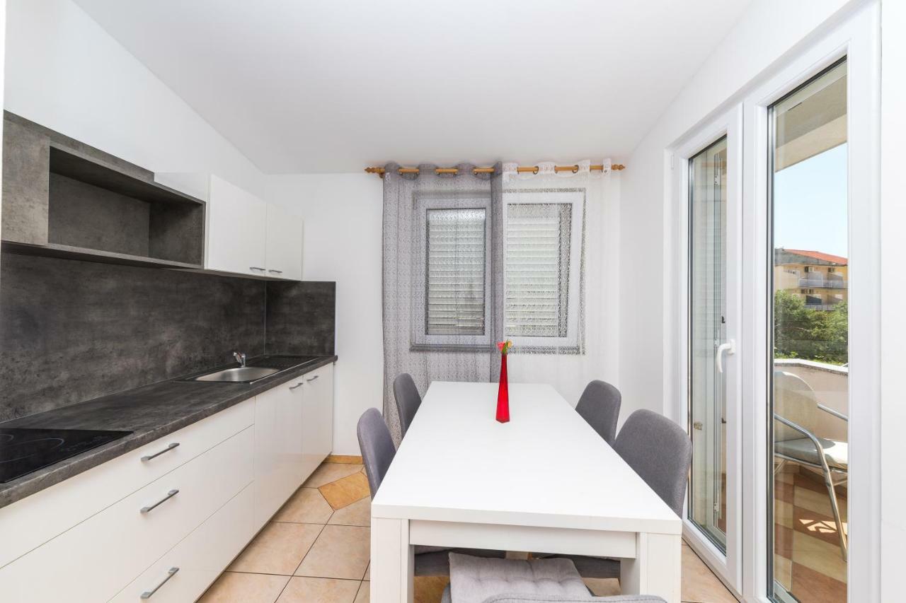 Apartments Gavran 巴什卡沃达 外观 照片